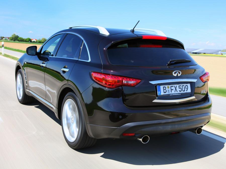  Infiniti FX50 S 2012 года  (EU) (фото 4 из 5)